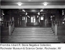 Main entrance to the Chamber of Commerce building