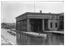 Small image of Erie Canal weigh lock that links to larger image